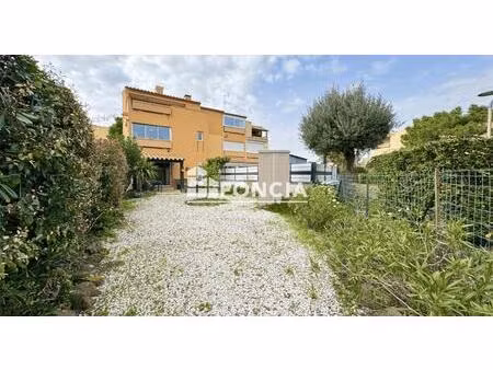 cap d’agde – secteur la clape – t3 en rez-de-jardin avec parking privatif