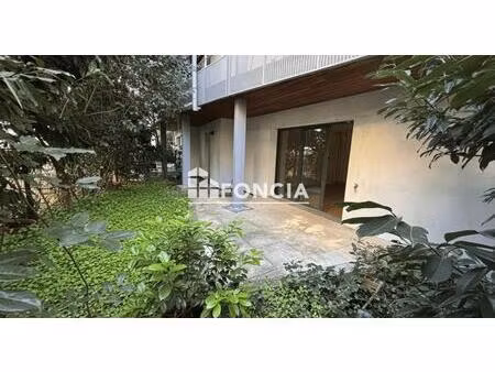 2 pieces avec jardin - 47 m² - issy-les-moulineaux / le fort d'issy