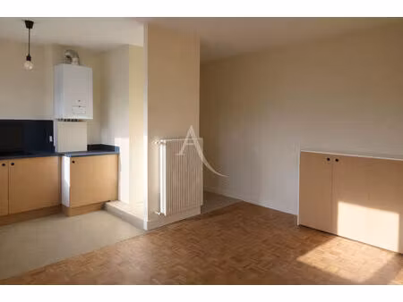 vente appartement 1 pièce  28.85m²  pau
