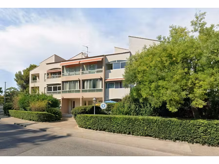 ** bord de mer ** appartement 2 pièces (41 19m²) ** (83430) saint mandrier sur mer **