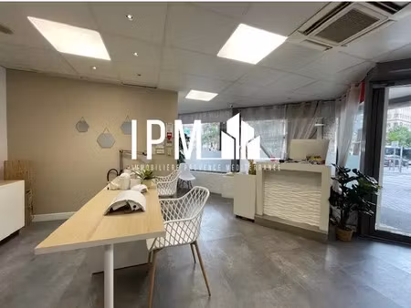 commerce 152 m2 à louer colbert 13001