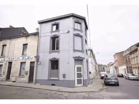 maison 3 façade à rafraichir