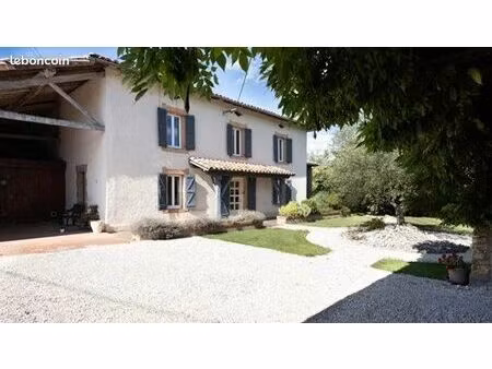 ferme 6 pièces 295 m²