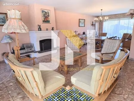 pavillon 6 pièces 115 m²