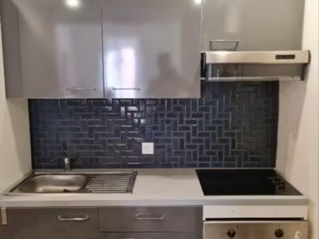 maison de village avec garage et jardin