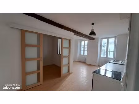 appartement 35 m2 centre historique de clisson