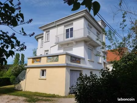 vittel t3 meublé tout confort- location 3 à 6 mois