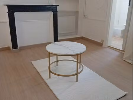 studio 21m2 rénové et meublé gare de troyes