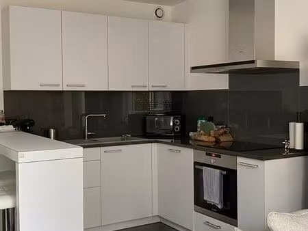 appartement t3 spacieux et moderne  sécurisé  idéalement situé