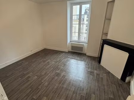 loue t1 refait à neuf en centre ville