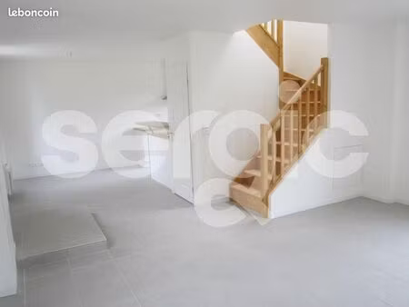 maison 3 pièces 72 m²