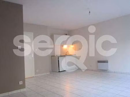 location appartement t1 à angers (49000) : à louer t1 / 38m² angers