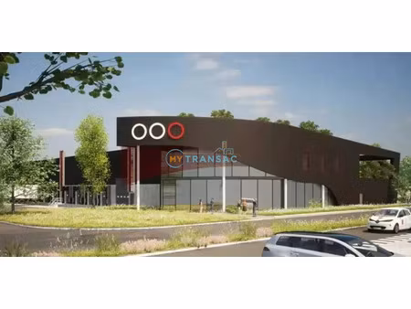 location local industriel 5600 m² à compans (77290)