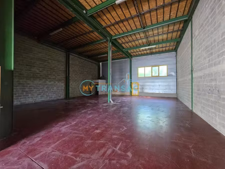 location local industriel 240 m² à courtry (77181)