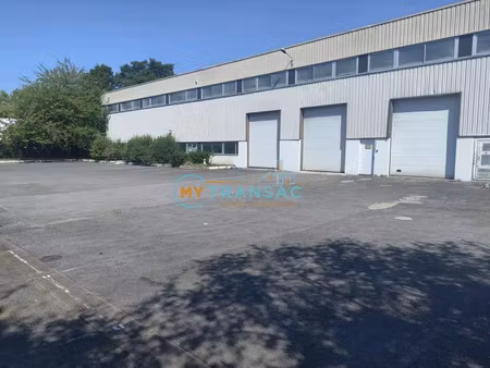 location local industriel 3699 m² à torcy (77200)