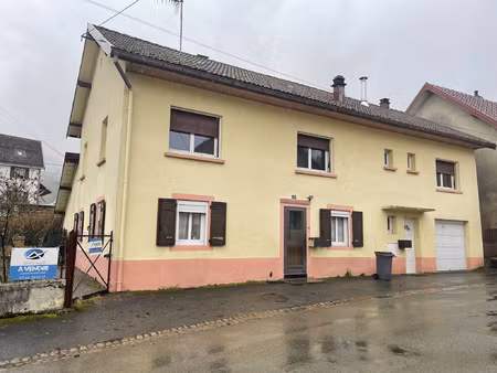 bel immeuble de 165 m2 avec terrain en bordure de rivière