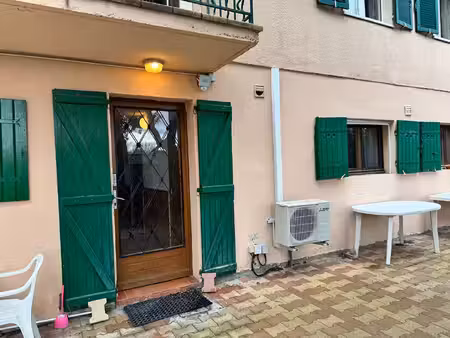 location appartement 1 pièce 13 m² à caumont-sur-durance (84510)