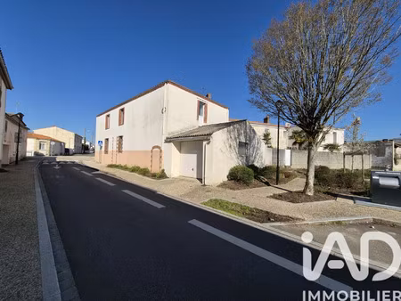 vente maison 5 pièces 400 m² aizenay (85190)