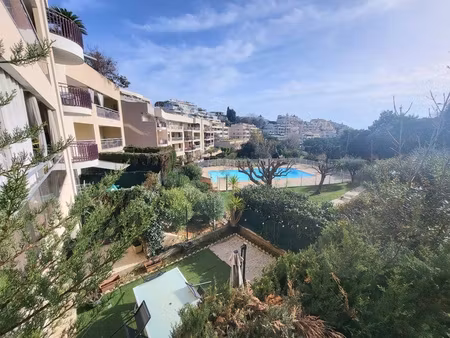 appartement 1 pièce - 23 m²