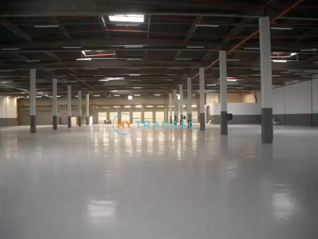 location local industriel 4272 m² à les ulis (91940)