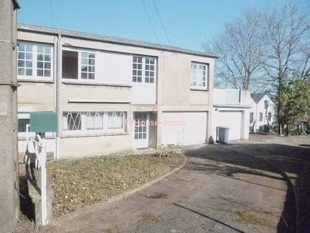 maison + jardin + 2 garages à sérémange