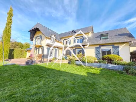 maison familiale | 7 pièces | bihorel village ( 76420 )| 215m²