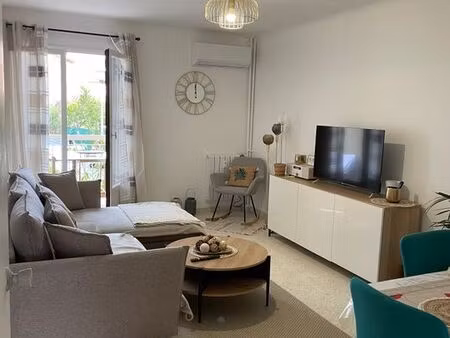 location appartement 2 pièces 48 m² à saint-raphaël (83530)