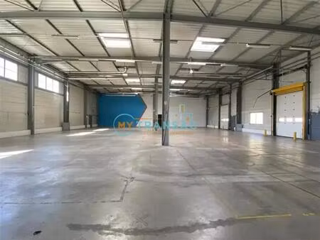 location local industriel 1375 m² à arcueil (94110)