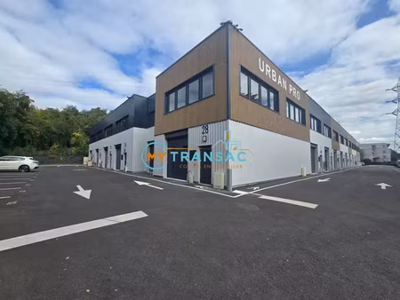location local industriel 329 m² à neuilly-plaisance (93360)