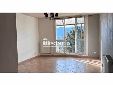 à vendre – superbe t2 avec vue à couper le souffle