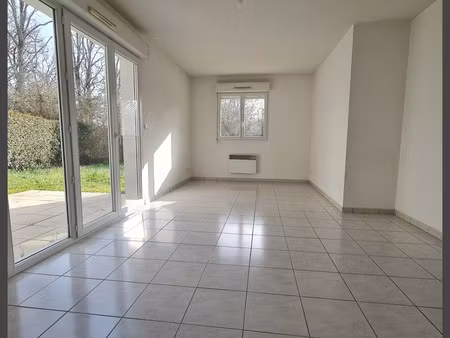 st seurin sur l'isle - appartement 69 m² 2 chambres+ jardin- possibilité vente à terme