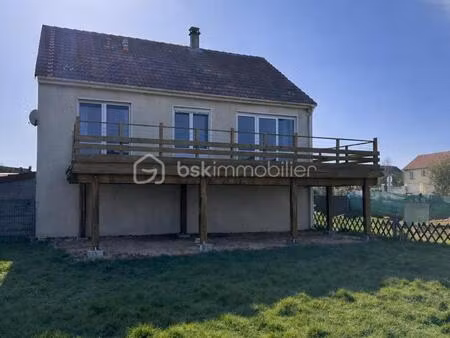 pavillon rénové avec vue sur la campagne – carisey