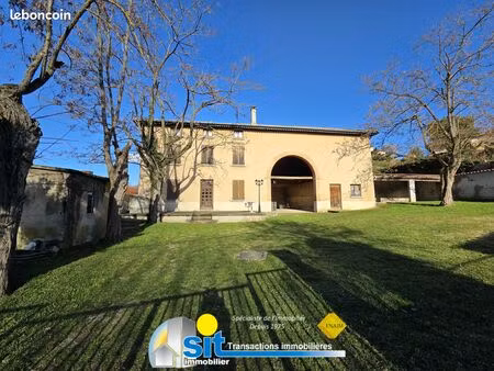 maison 7 pièces 141 m²