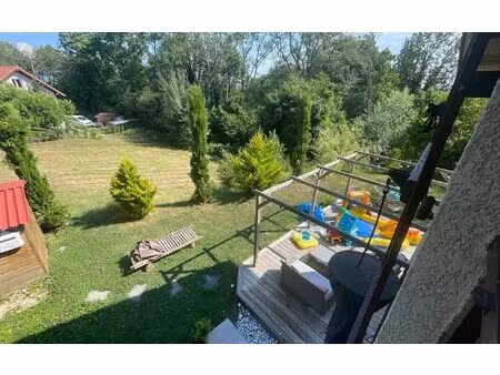 location maison  81.11 m² t-4 à dingy-en-vuache  2 190 €