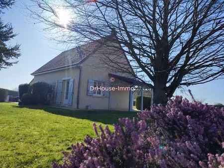 maison de 5 pièces à sainte croix sur mer avec jardin paysager- parfaitement entretenue.