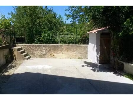 location maison 4 pièces 76 m² à sorgues (84700)