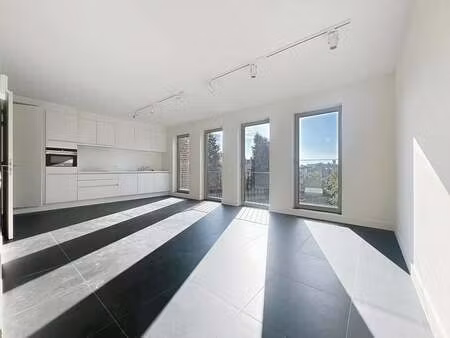 appartement à louer à laeken € 1.450 (llpbg) - victoire junot location | zimmo