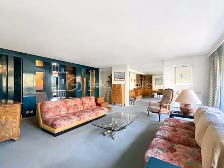 duplex de 155 78 m² à ville-d'avray