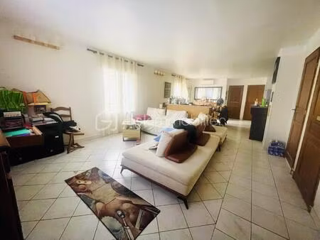 appartement de 100 m² à la seyne-sur-mer