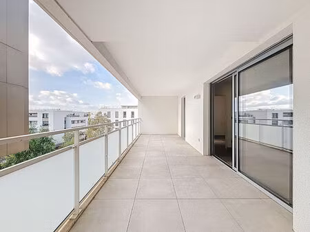 t3 moderne avec terrasse de 20 m² sans vis-à-vis - ovalie