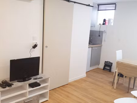 studio meublé proche centre-ville