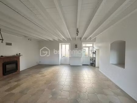 maison ancienne de 241 m² à la meziere