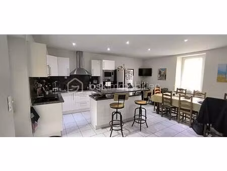 demeure de 156 m² à conilhac-corbieres