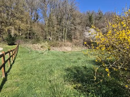 terrain de 2 638 m² à coteaux-sur-loire