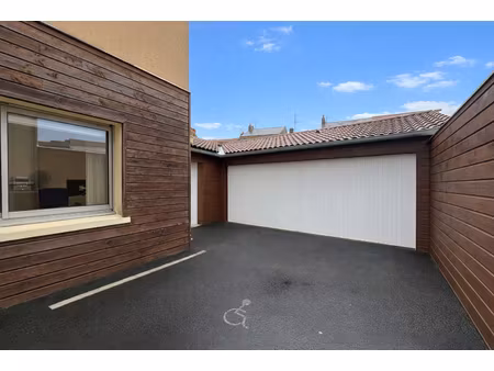 immeuble de bureaux ? proximité centre-ville de bressuire