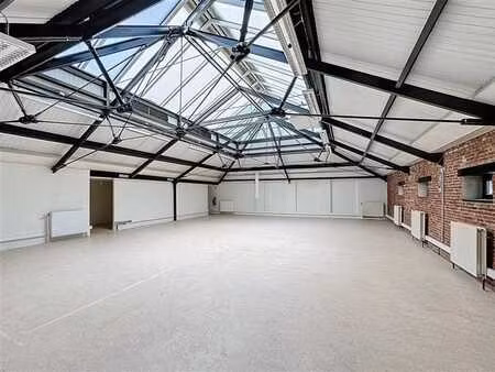 proche du sablon - grand espace: 2 bureaux à louer avec terr