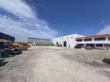 bondoufle a vendre 965m² bâtiment indépendant sur un terrain de 3350m²