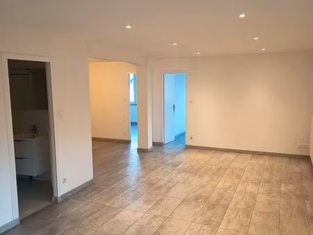 appartement f3 refait neuf sgms cv 84m2
