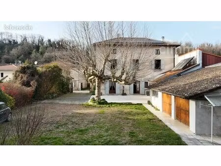 maison 8 pièces 150 m²