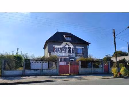 vente maison à saint-brice-en-cogles (35460) : à vendre / 105m² saint-brice-en-cogles